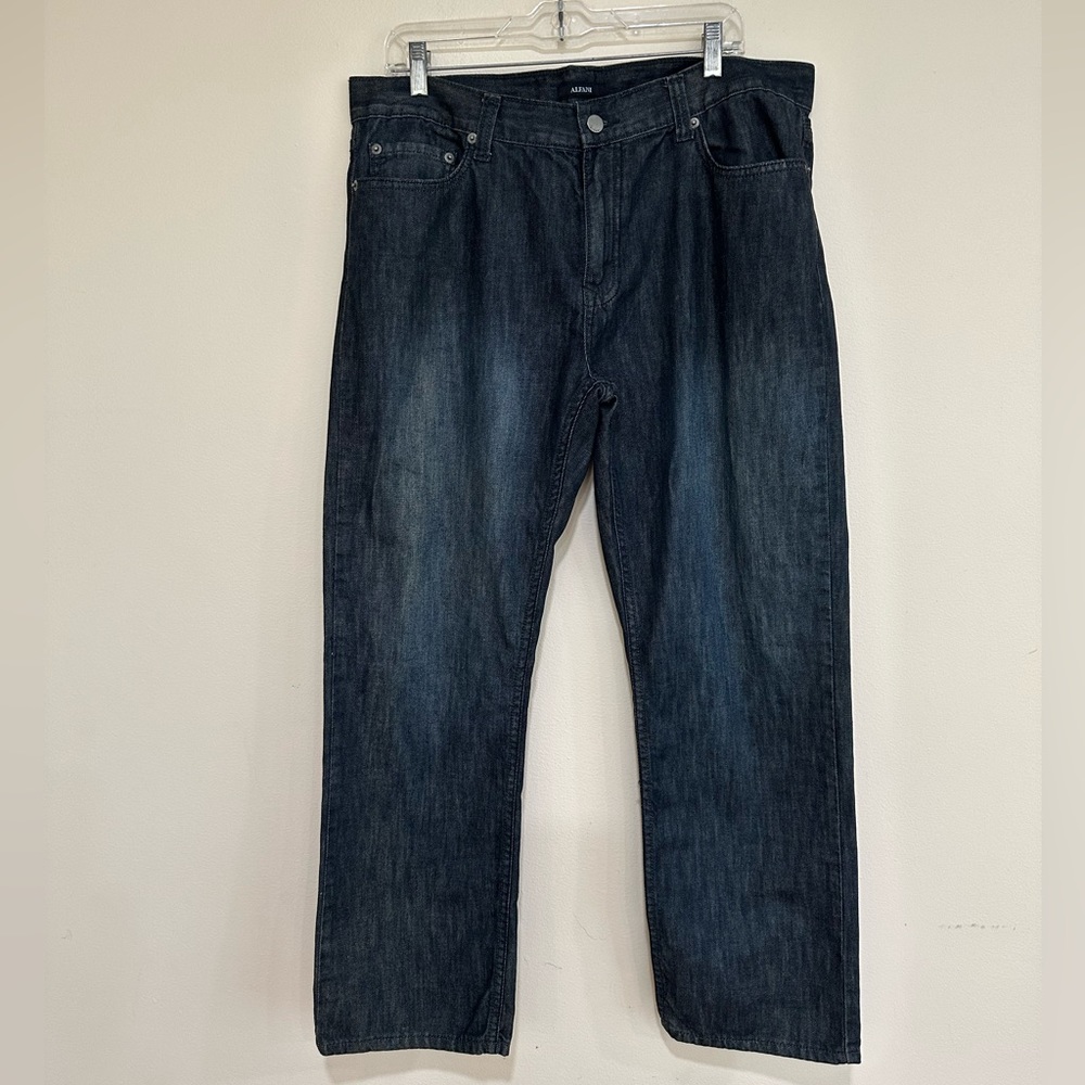 Men’s Alfani jeans size. 36/30.